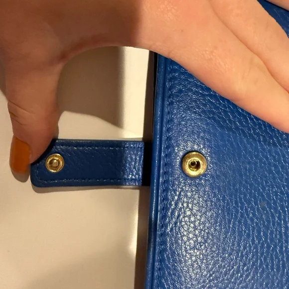 Tory Burch Britten Smartphone Snap Wallet - Picture 13 of 13